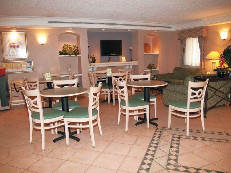 Motel 6-Baytown, Tx - Garth Rd Restaurant photo